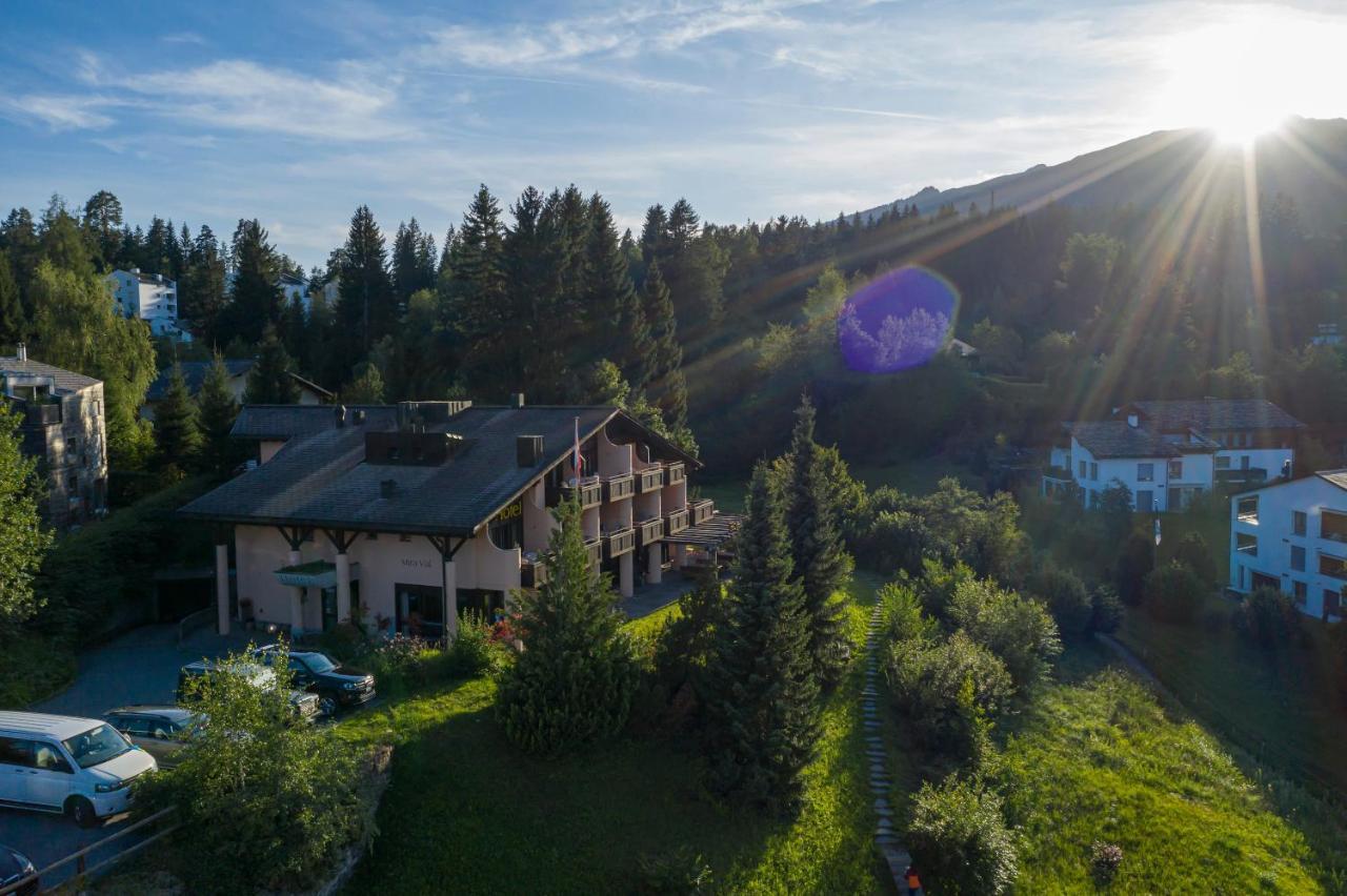 T3 Hotel Mira Val Flims Bagian luar foto