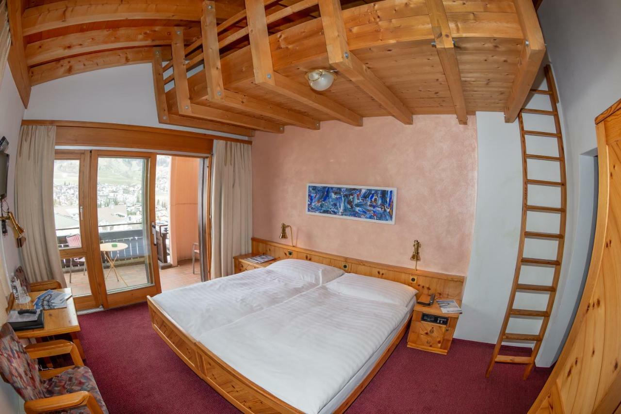 T3 Hotel Mira Val Flims Bagian luar foto