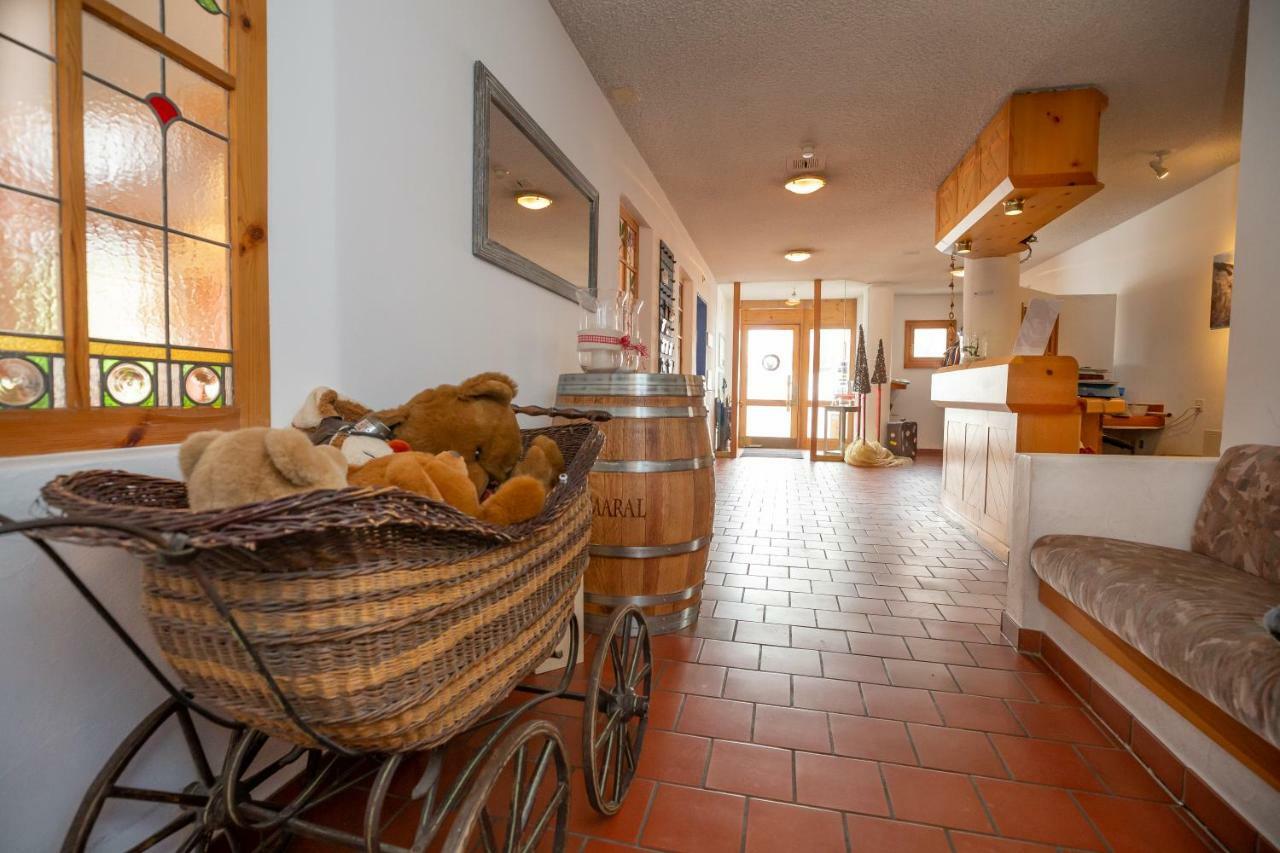 T3 Hotel Mira Val Flims Bagian luar foto