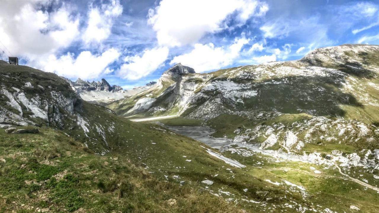 T3 Hotel Mira Val Flims Bagian luar foto